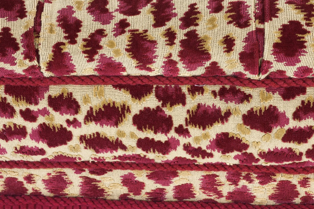 VINTAGE PATTERNED ACCENT OTTOMAN - 13