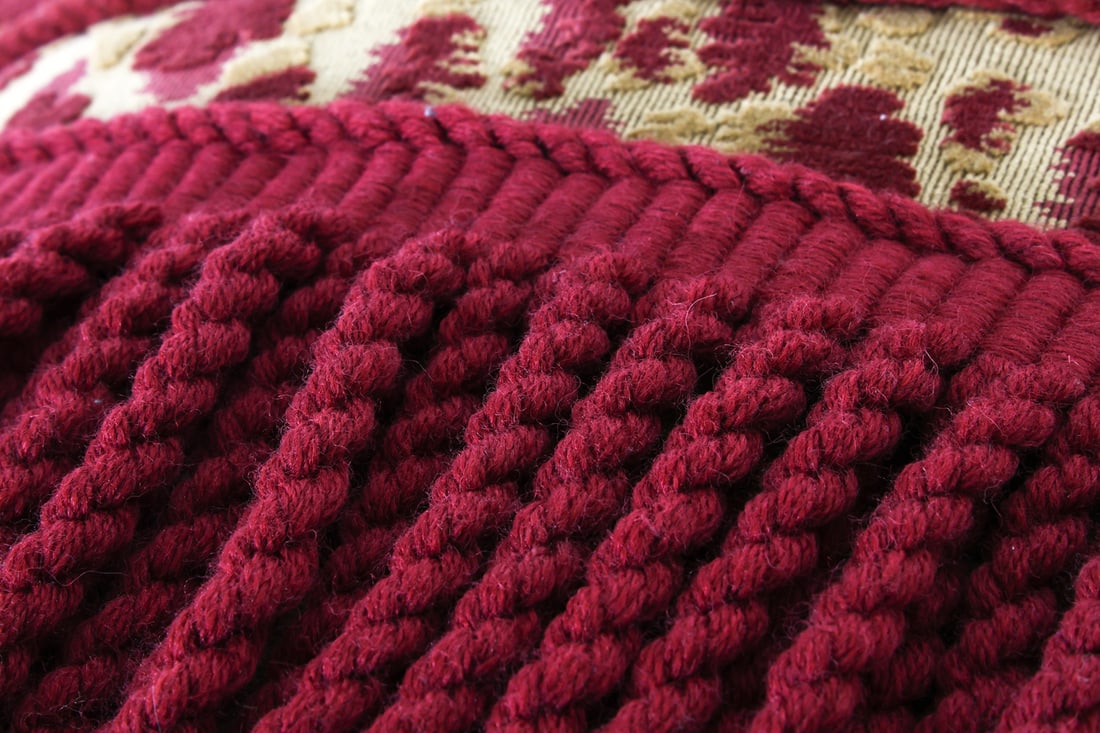 VINTAGE PATTERNED ACCENT OTTOMAN - 17