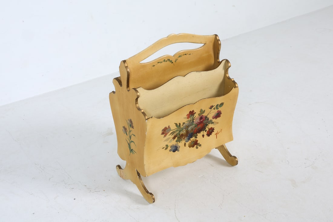 HAND PAINTED VINTAGE ITALIAN MAGAZINE RACK - 4