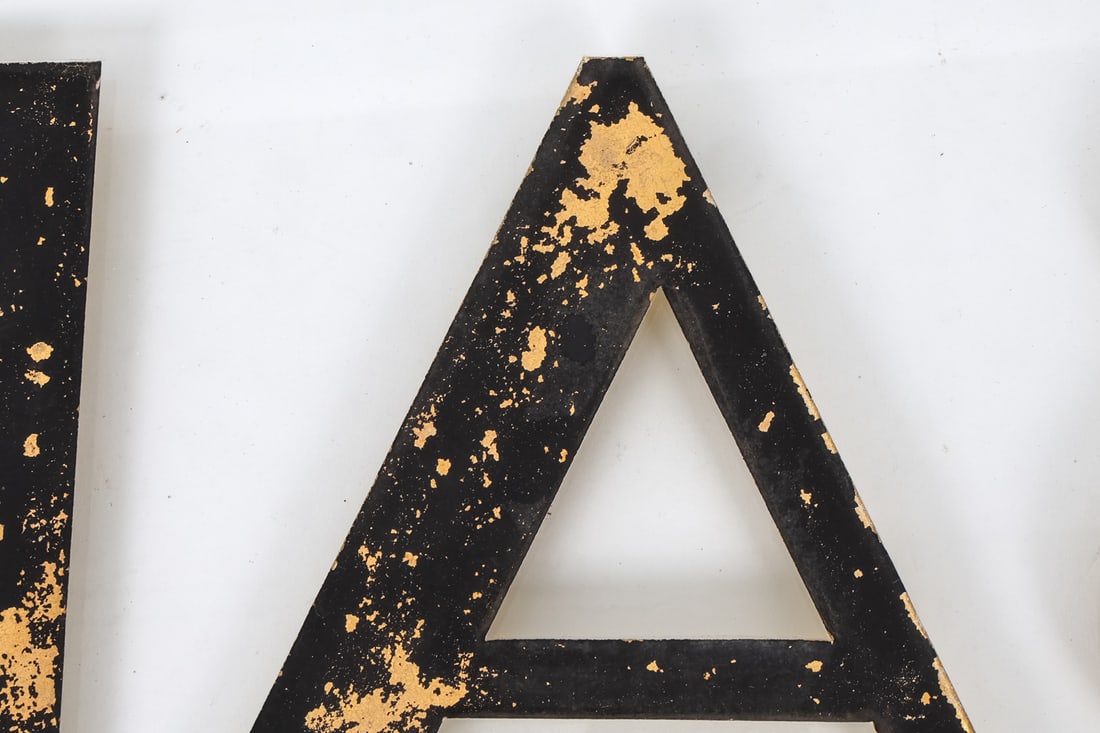 EARLY 20TH CENTURY GILT GLASS BAR SIGN - 11