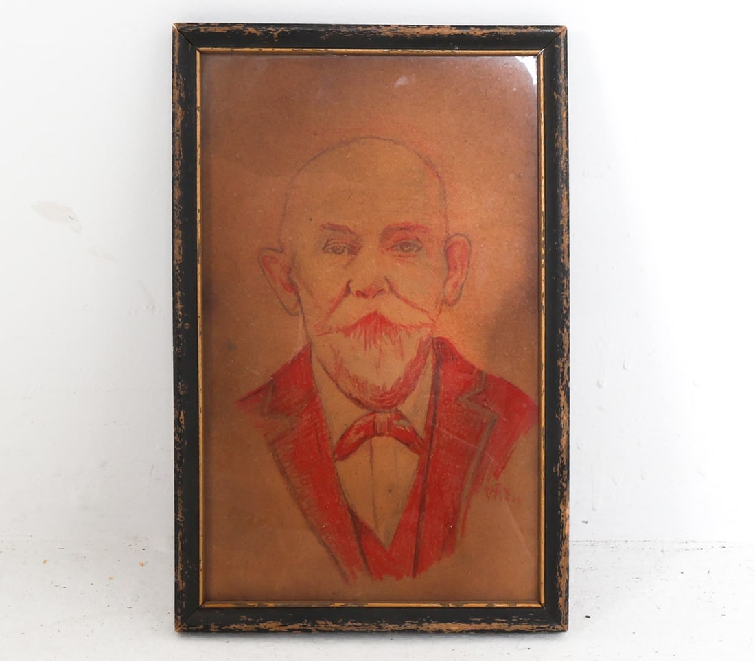 OIL PASTEL PORTRAIT OF A MAN 1918: Signed and dated to lower right corner, 1918. Dimensions: Frame H 10.75 x W 7.5". Sight H 9.75" x W 6". Condition: Scuffs, scratches, rubs to frame. Not examined out of frame. Wear consistent with age