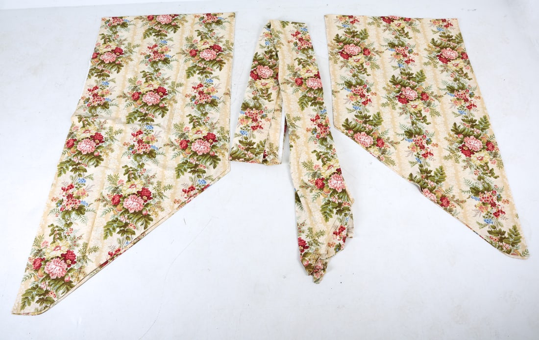 GROUPING OF VINTAGE FLORAL CURTAINS: Grouping of curtain panels with cream and floral decoration. Dimensions: (Largest) H 190.5" x W 45.5". Conditions: Wear consistent with age and use