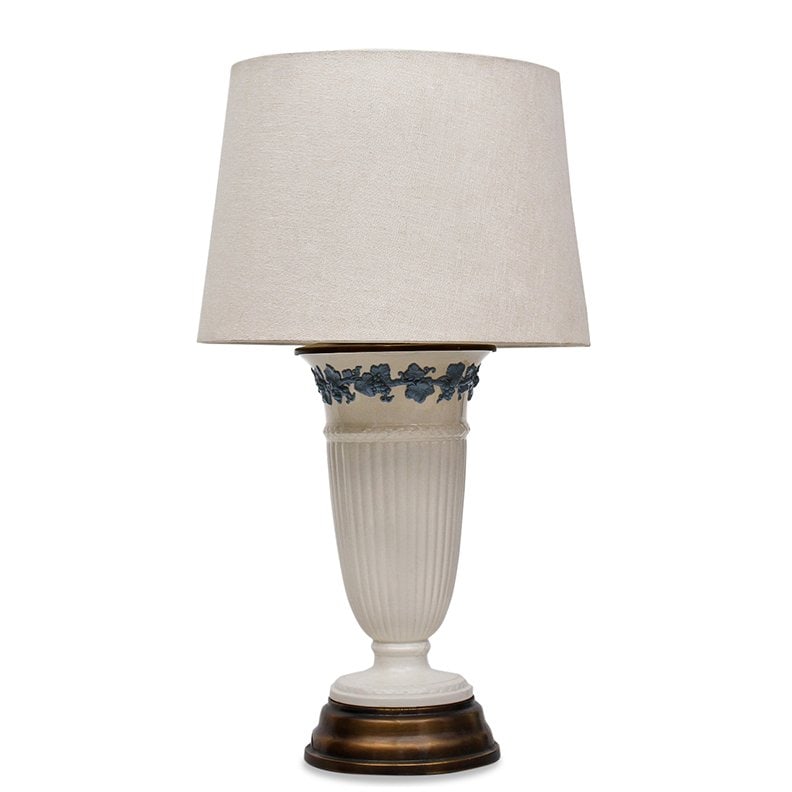 PAIR OF WEDGEWOOD STYLE CERAMIC TABLE LAMPS (1 of 9)