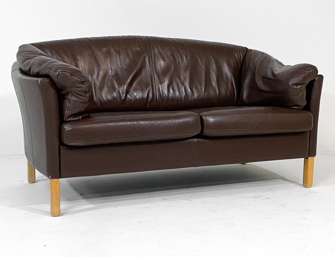 MOGENS HANSEN DANISH LEATHER SOFA C. 1970S (1 of 9)