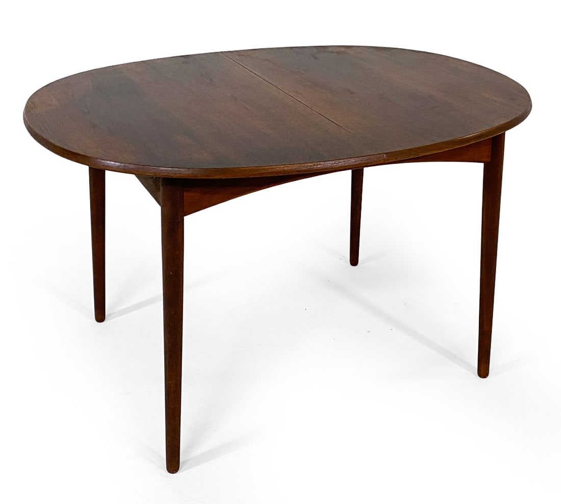 MADSEN & LARSEN DANISH TEAK DINING TABLE (1 of 13)