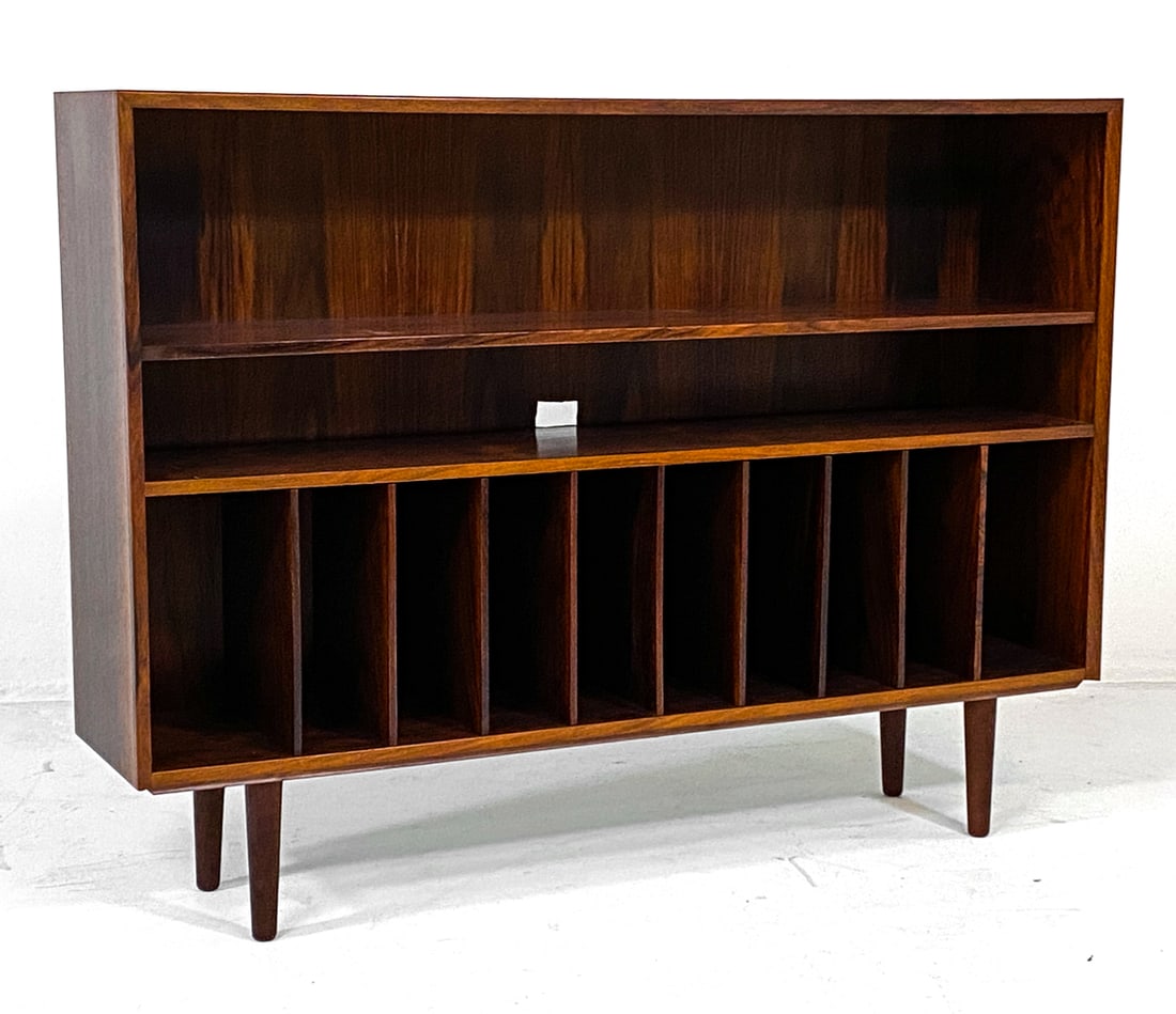 BROUER DANISH ROSEWOOD MEDIA BOOKCASE C. 1960S (1 of 11)
