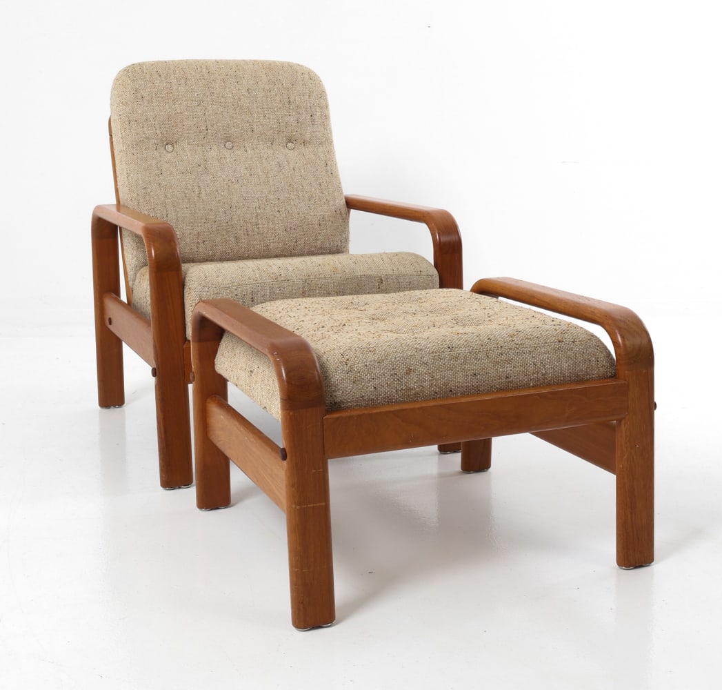 ATTR. HS DESIGN DANISH TEAK LOUNGE CHAIR & OTTOMAN (1 of 17)