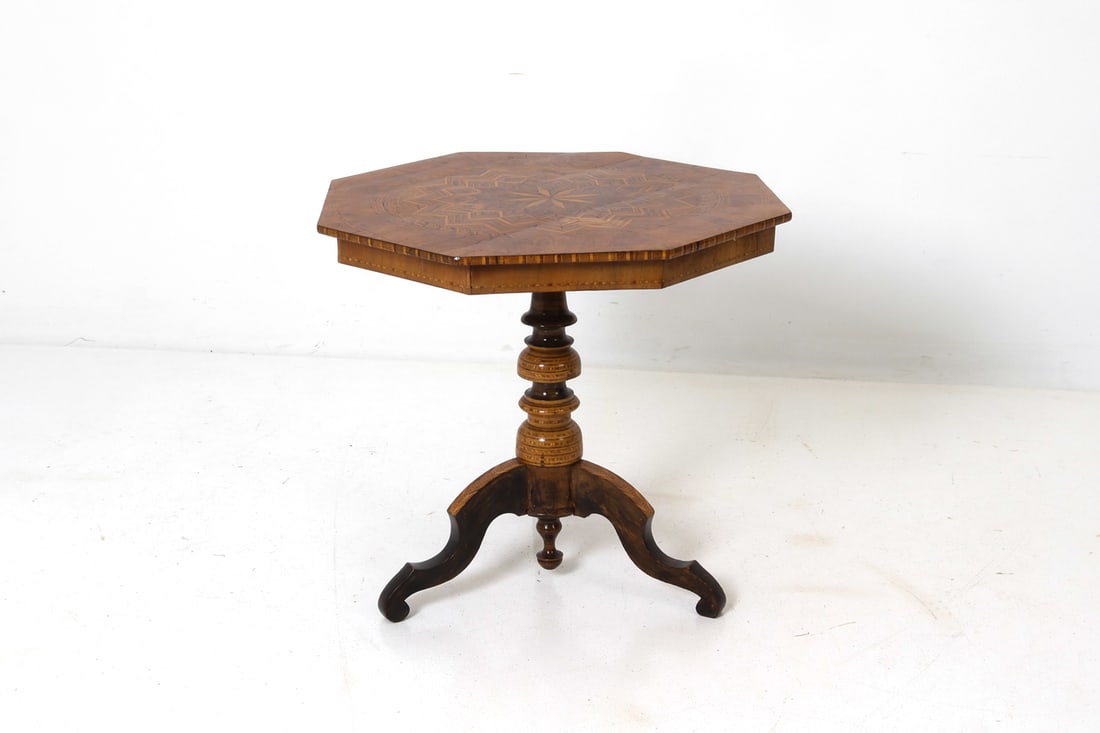GERMAN BIEDERMEIER WALNUT SIDE TABLE - 3
