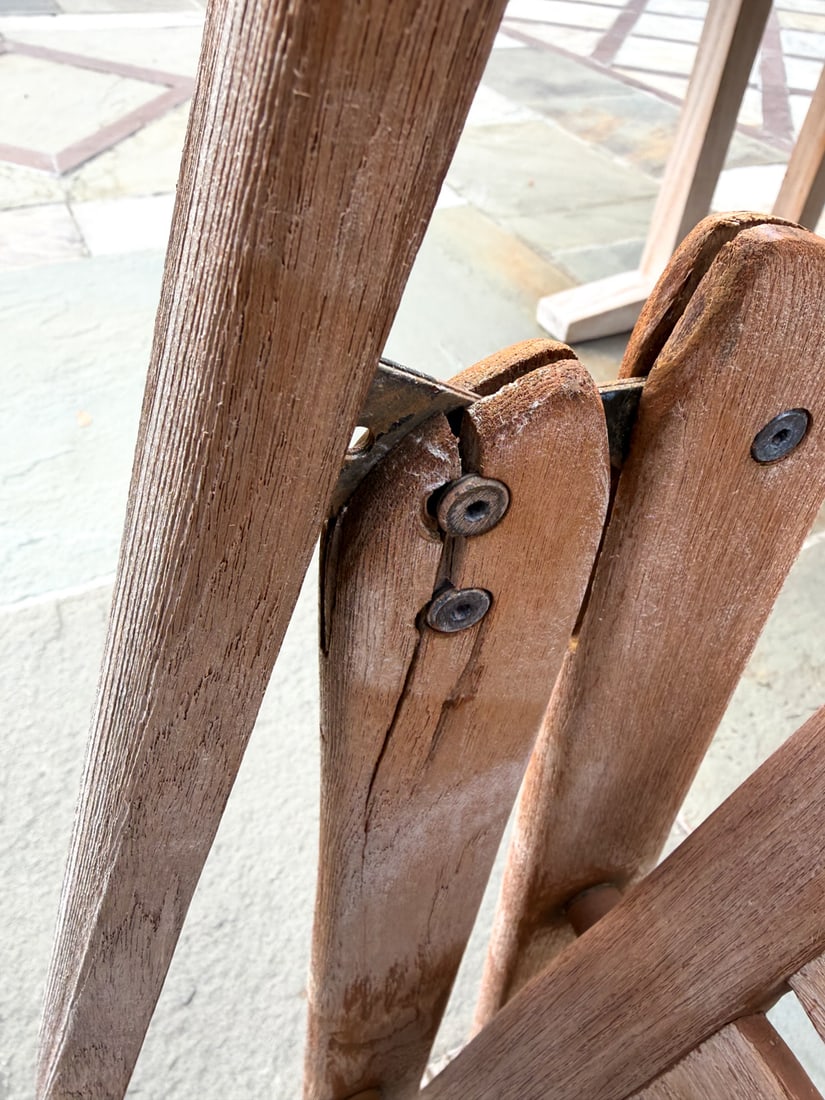 BROWN JORDAN MISSION TEAK TABLE & CHAIRS - 10