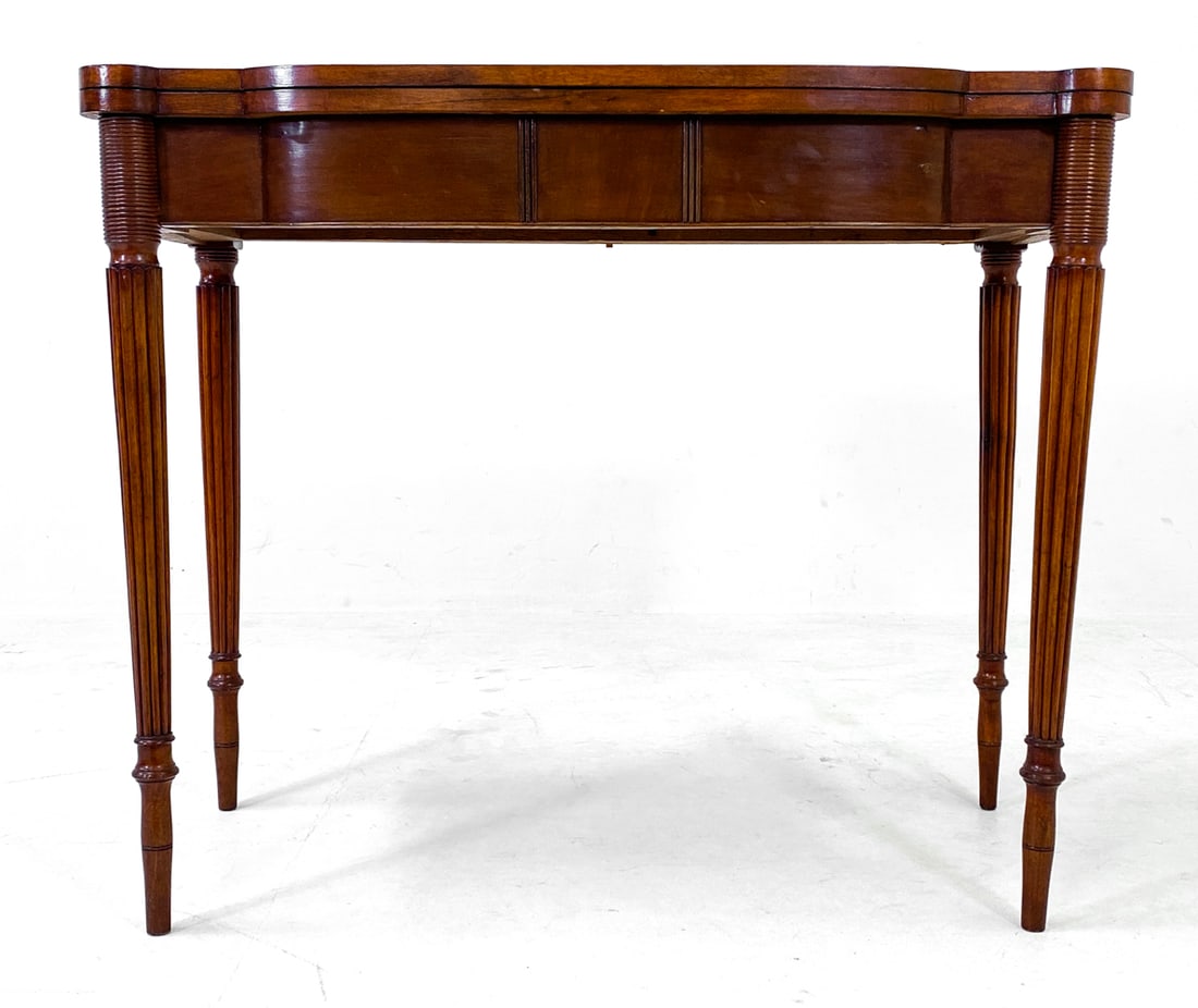 FEDERAL STYLE MAHOGANY GATE-LEG CONSOLE TABLE (1 of 11)