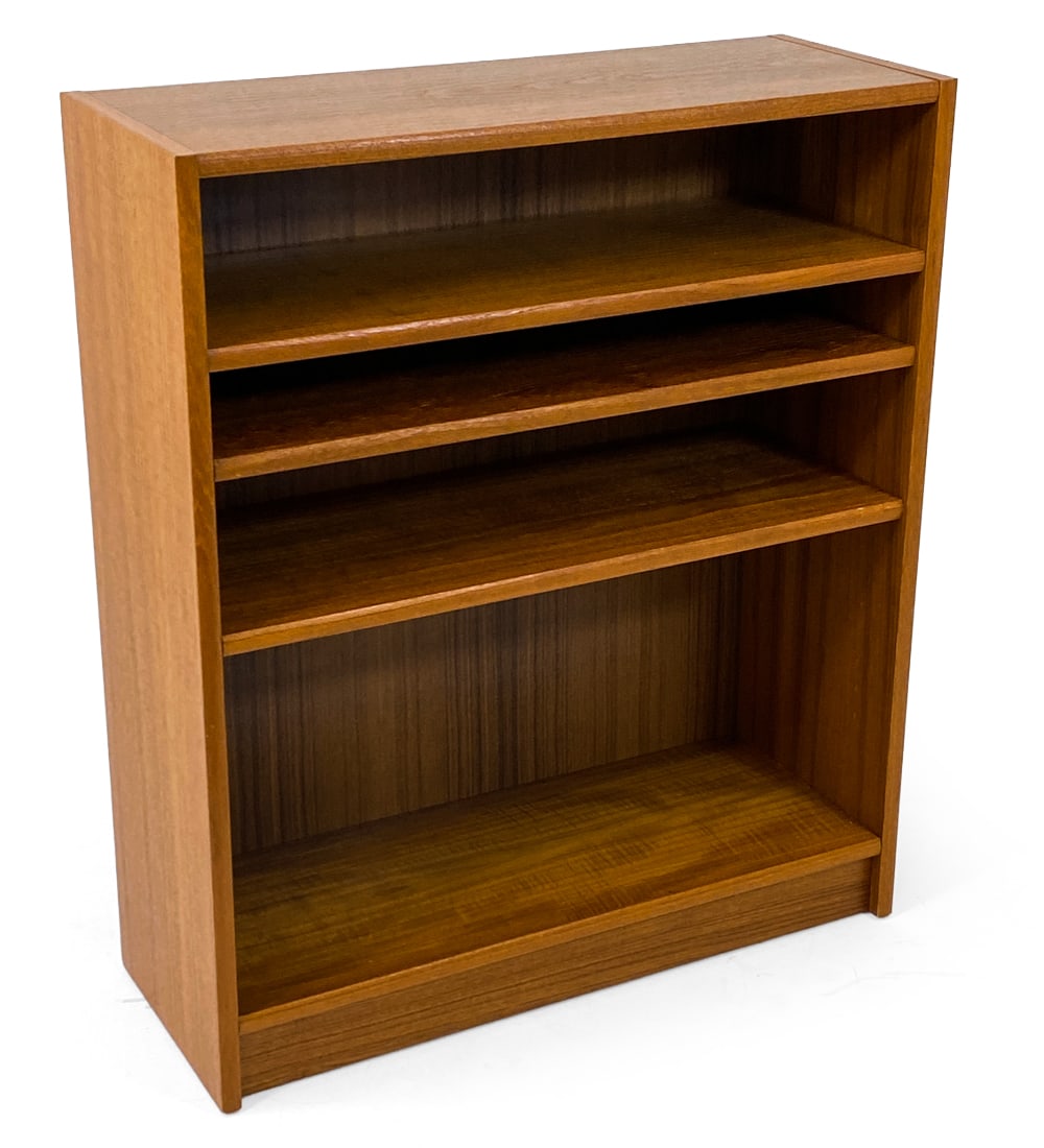 STYLE OF MOGENSEN DANISH TEAK BOOKCASE (1 of 10)