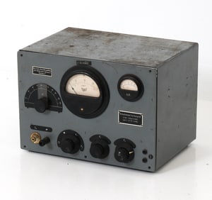 ROHDE & SCHWARZ GERMAN WWII ERA RADIO TRANSMITTER