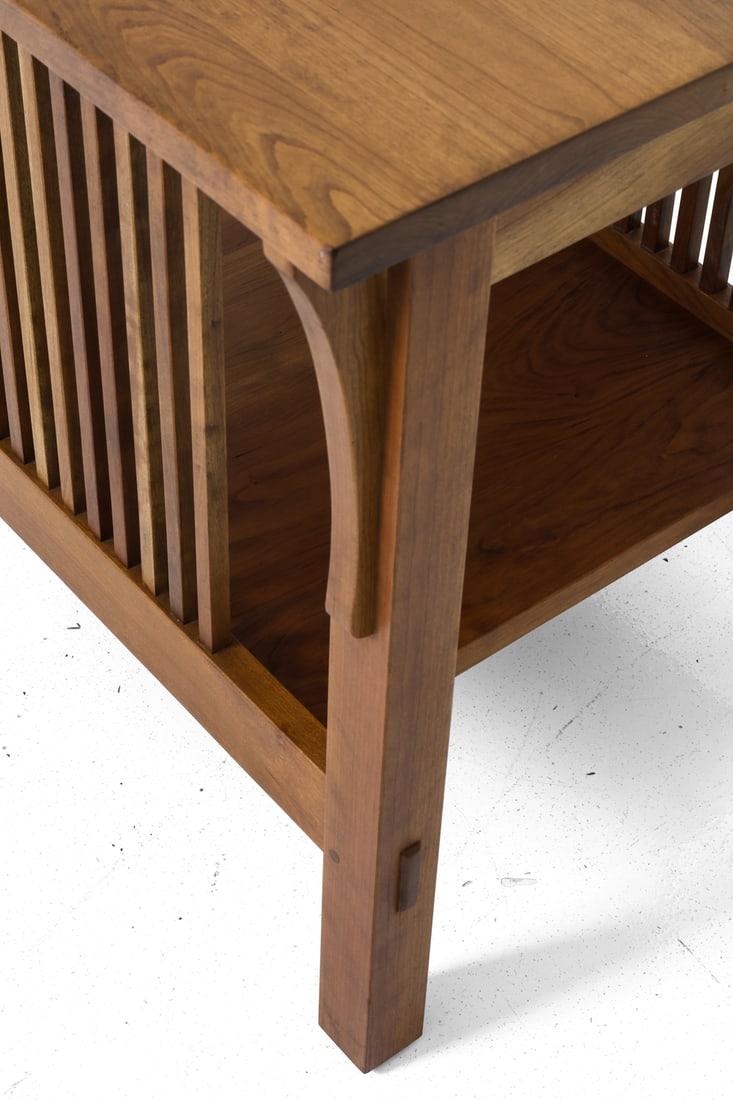 STICKLEY SPINDLE CHERRY SIDE TABLE MODEL 747 - 11