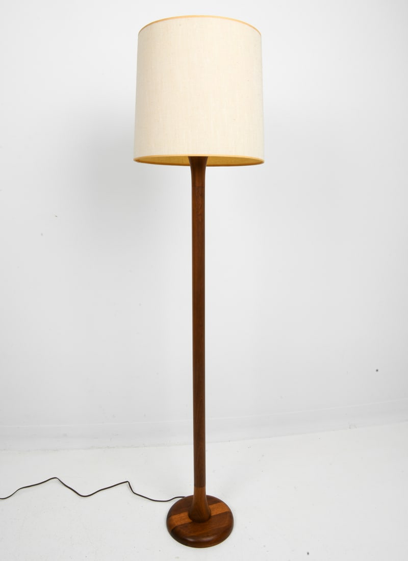 DANISH TEAK FLOOR LAMP (1 of 10)