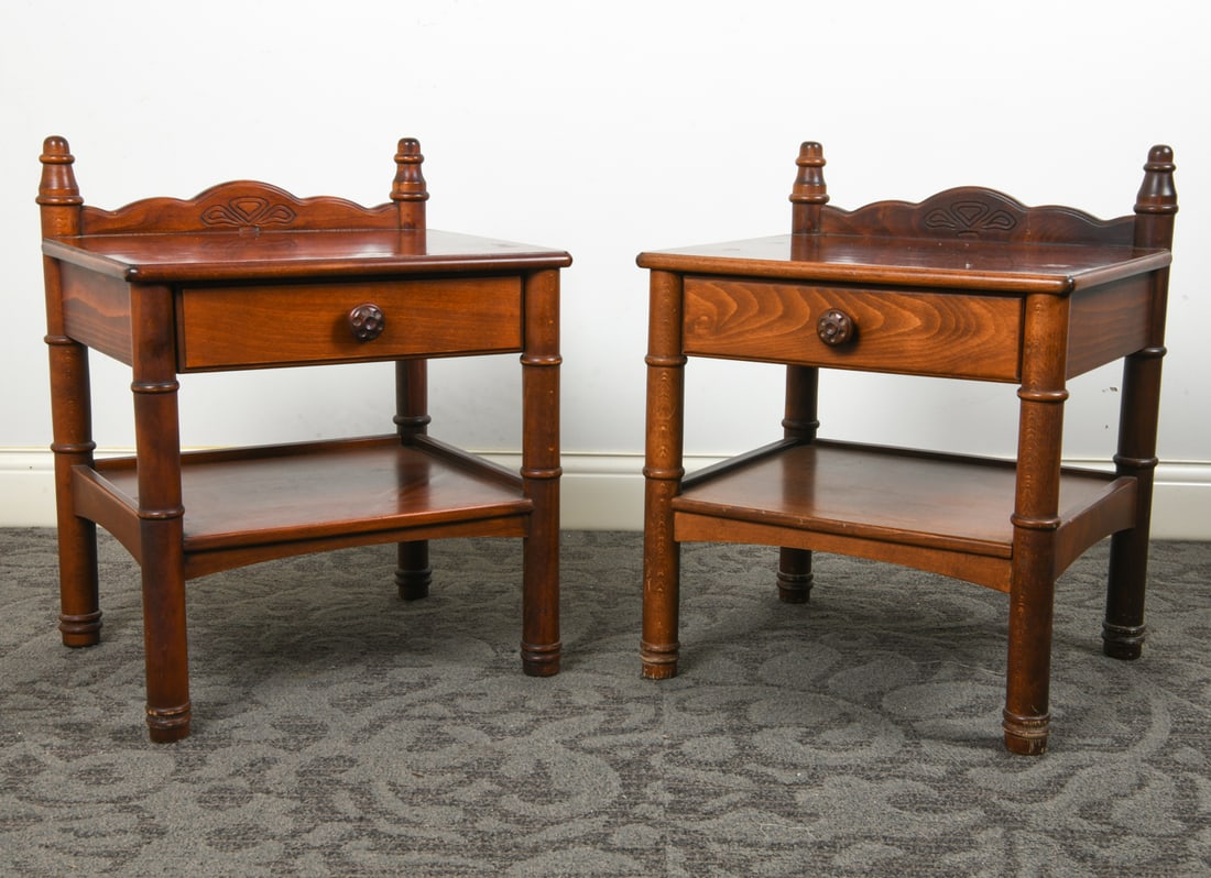 PAIR OF SCANDINAVIAN BEECH NIGHTSTANDS (1 of 13)