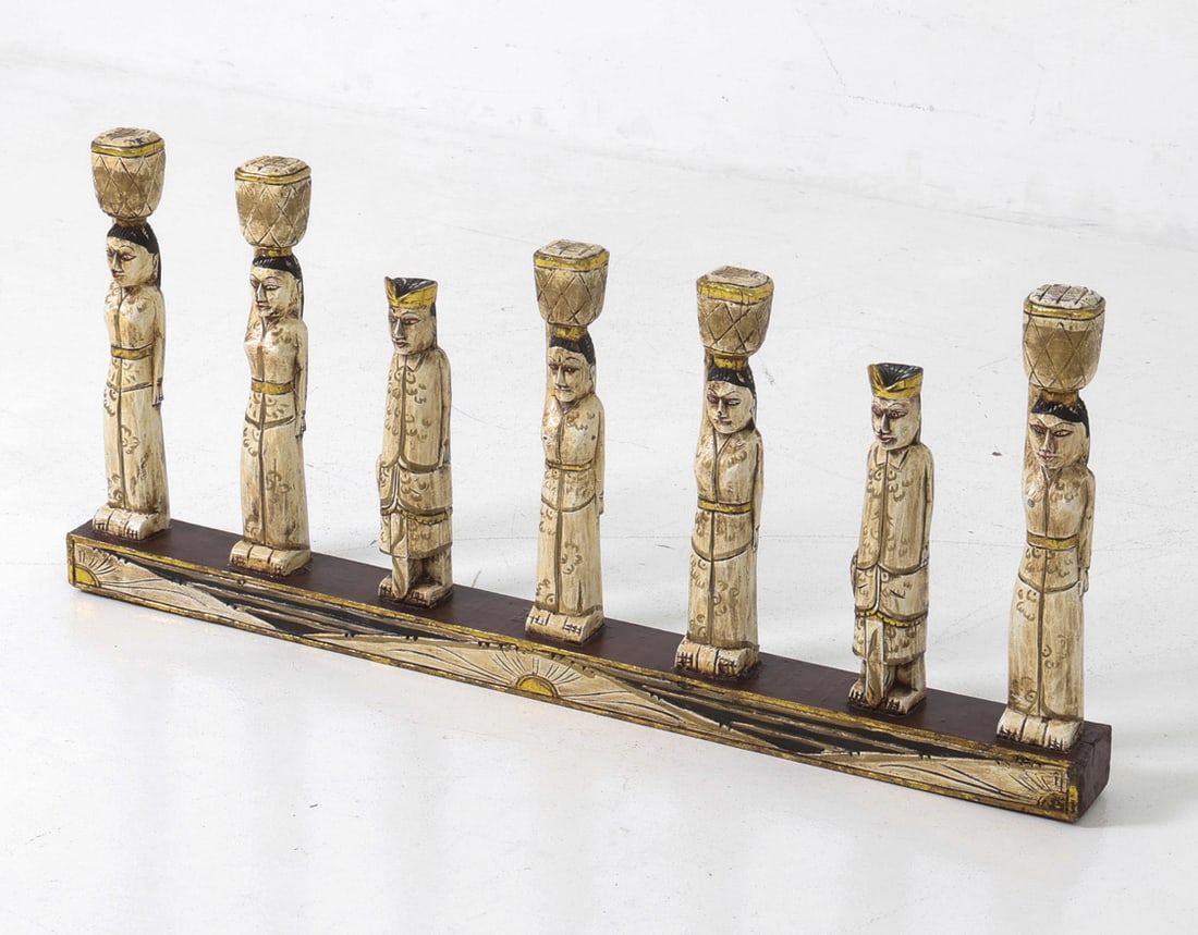 CONTEMPORARY INDONESIAN WOODEN SCULPTURE (1 of 17)