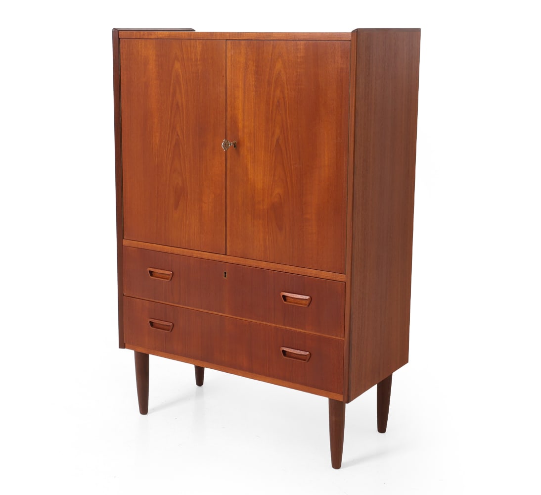VODDER STYLE DANISH TEAK CABINET C. 1960S (1 of 20)