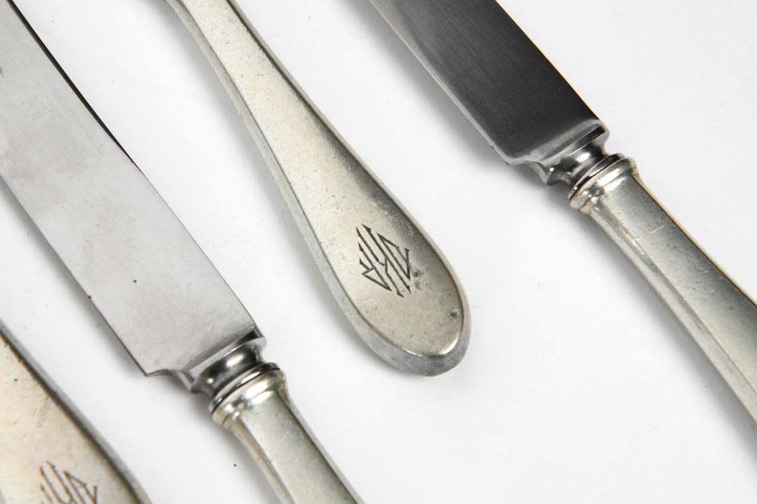 GORHAM STERLING SILVER FLATWARE SET - 8