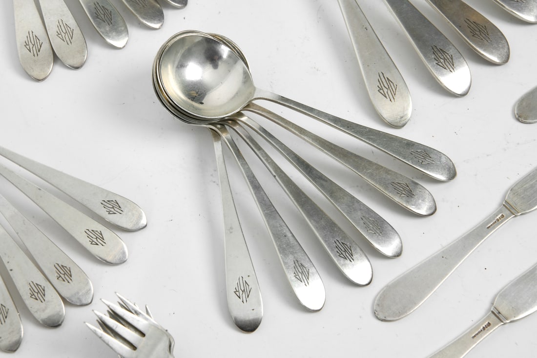 GORHAM STERLING SILVER FLATWARE SET - 9