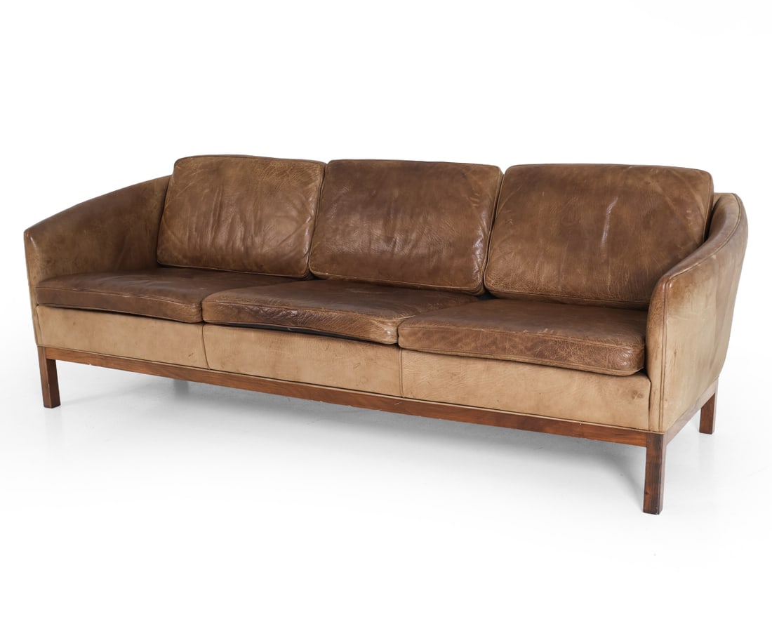 ILLUM WIKKELSO "V17" DANISH LEATHER SOFA C. 1960S (1 of 17)