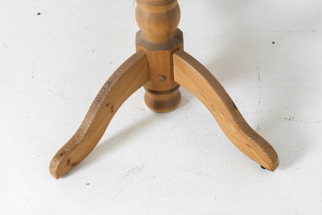 DANISH PINE EXTENDING DINING TABLE C. 1970S - 16