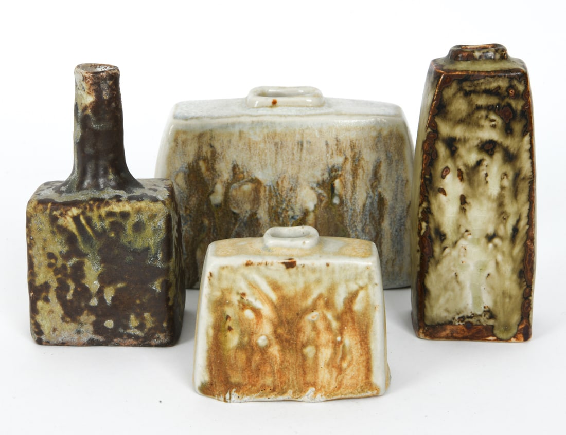 (4) MOBACH DUTCH POTTERY VASES C. 1960S (1 of 15)
