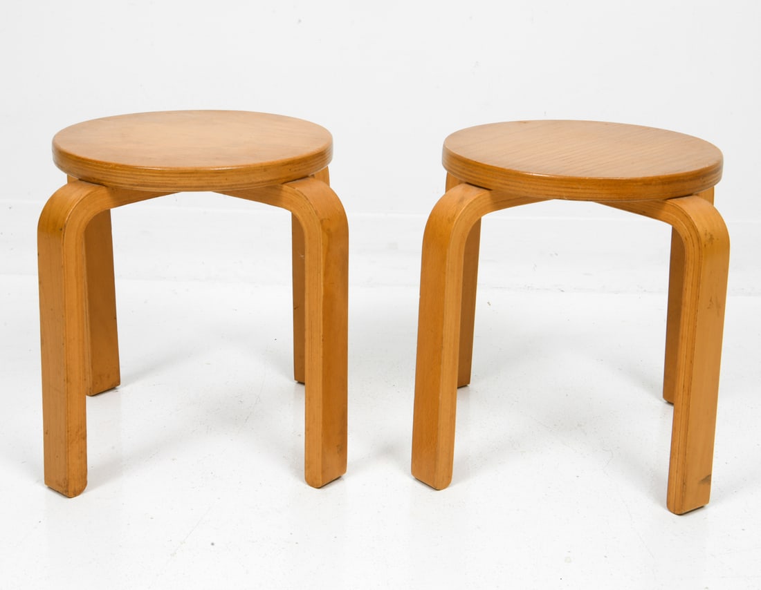 PAIR AALTO STYLE BENTWOOD CHILDREN'S STOOLS 1960S (1 of 11)