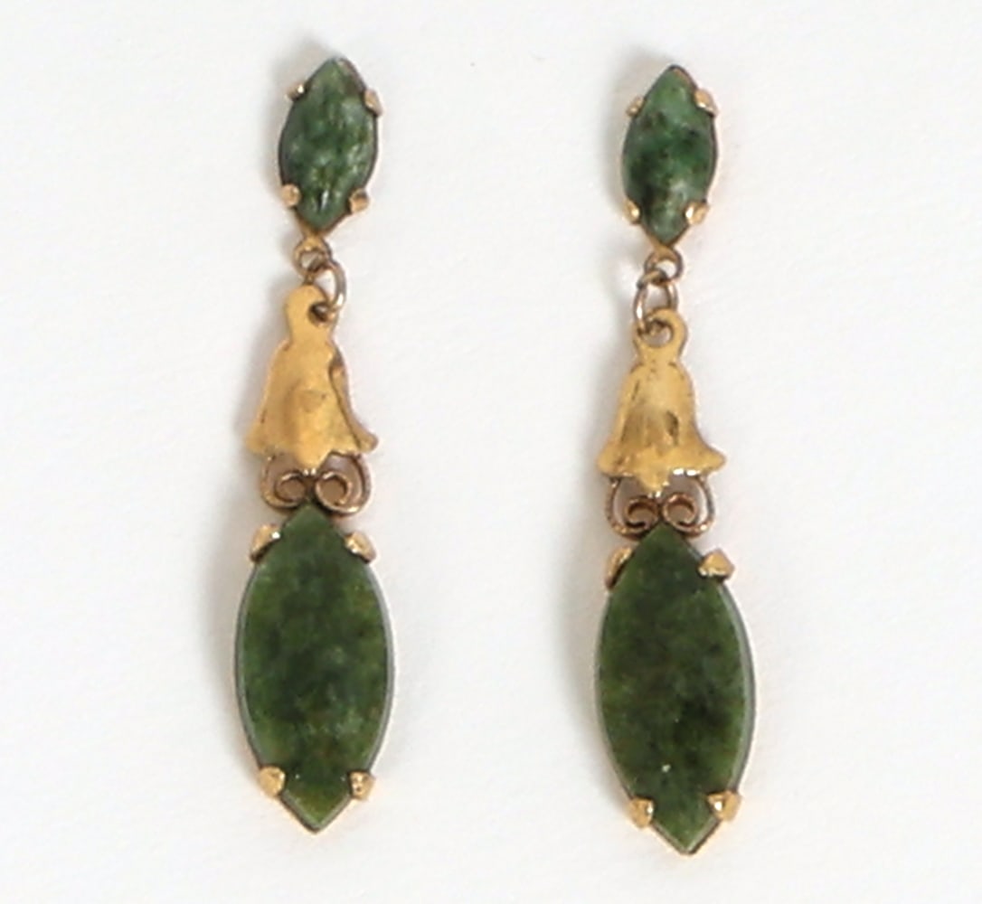 PAIR OF 14K GOLD & JADE EARRINGS: Pair of gold earrings with jade stones in oval shapes. Apparently unmarked, tested. Dimensions: L 1.5". Condition: Small scuffs to back of one. Wear consistent with age and use.