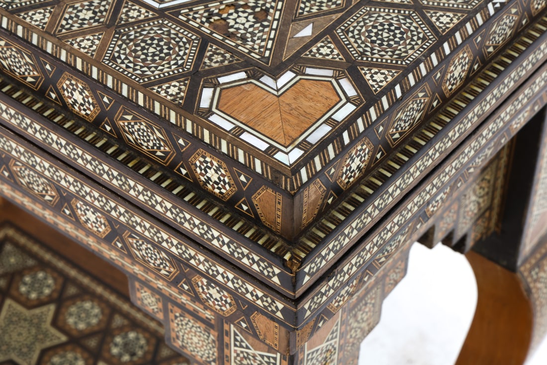 DAMASCUS CHESS AND BACKGAMMON GAMES TABLE - 12