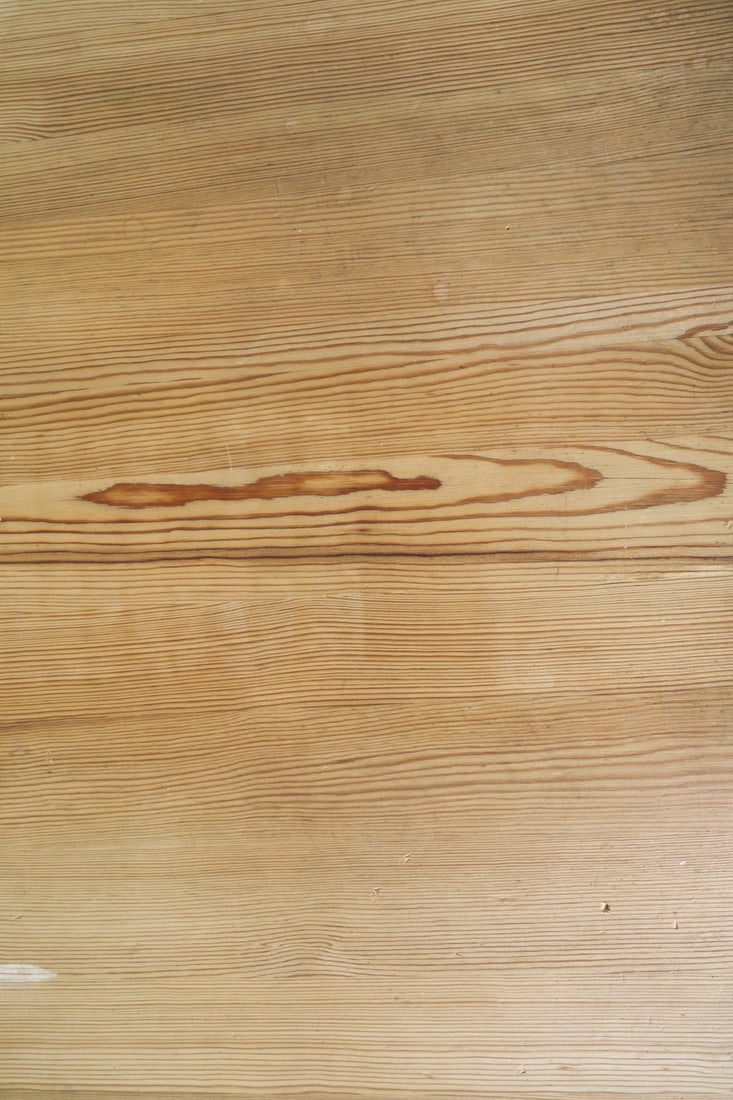 ATTR. KROGENAES NORWEGIAN PINE DINING TABLE - 18
