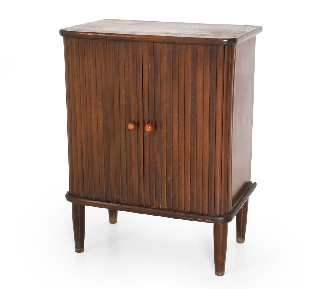 OAK TAMBOUR SIDE CABINET C. 1940S: Oak cabinet featuring tambour doors and round pulls. Dimensions: H 28" x W 21" x D 13" Condition: Holes to back panel. Small losses, scratches, rubs to finish. Wear consistent with age and use, includ
