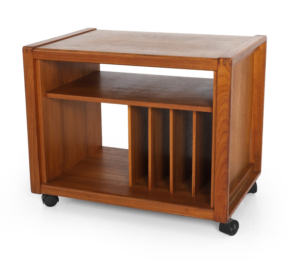 MID-CENTURY DANISH TEAK MEDIA SHELF 1970S (1 of 15)