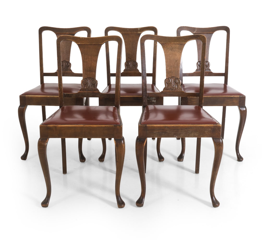(5) ANTIQUE OAK DINING CHAIRS: (5) Chairs. Dimensions: H 35" x W 17.5" x D 18" S.H. 19" Condition: Tear to seat upholstery. Scratches, dings and finish loss to frames consistent with age and use. DA_212