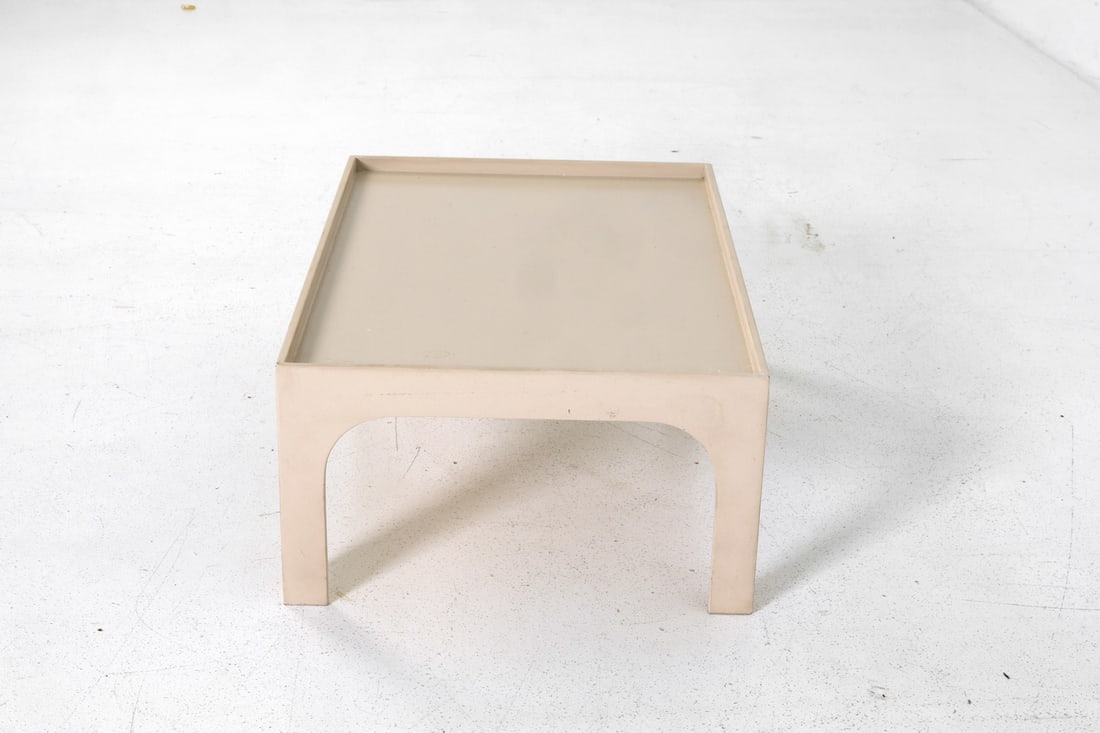 PAINTED WOODEN COFFEE TABLE - 5