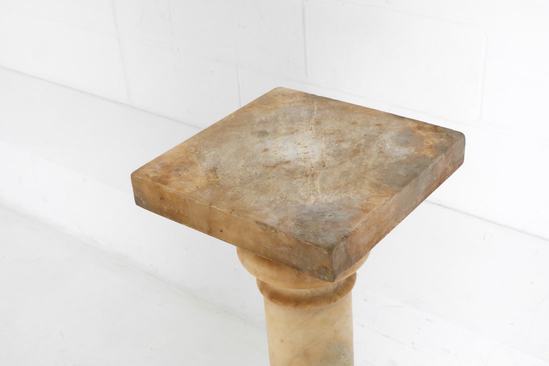 ALABASTER COLUMN PEDESTAL - 5