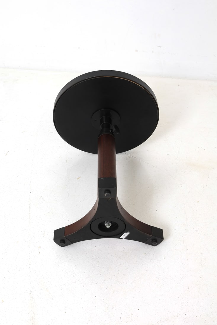 CONTEMPORARY TELESCOPING SIDE TABLE - 9