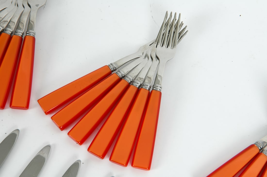 SABRE PARIS FLATWARE GROUPING - 7