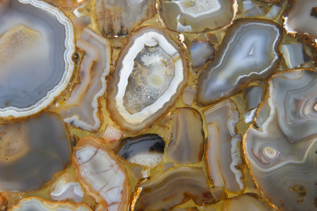 ROUND AGATE STONE TABLE TOPS - 2