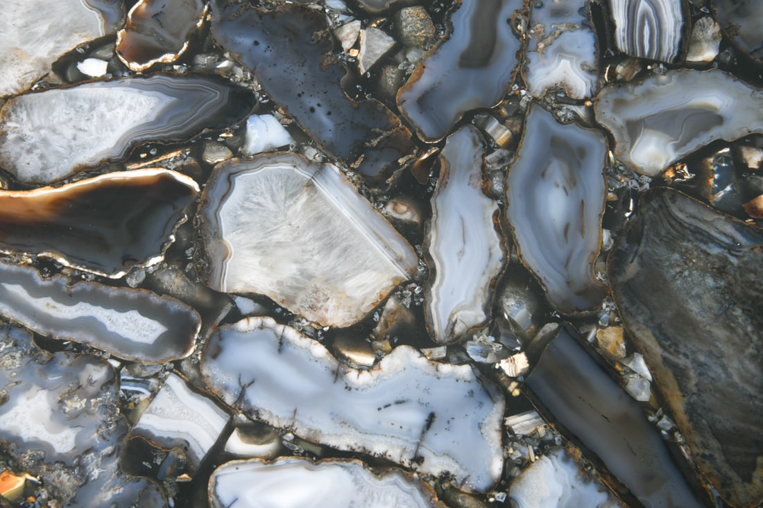 ROUND AGATE STONE TABLE TOPS - 3