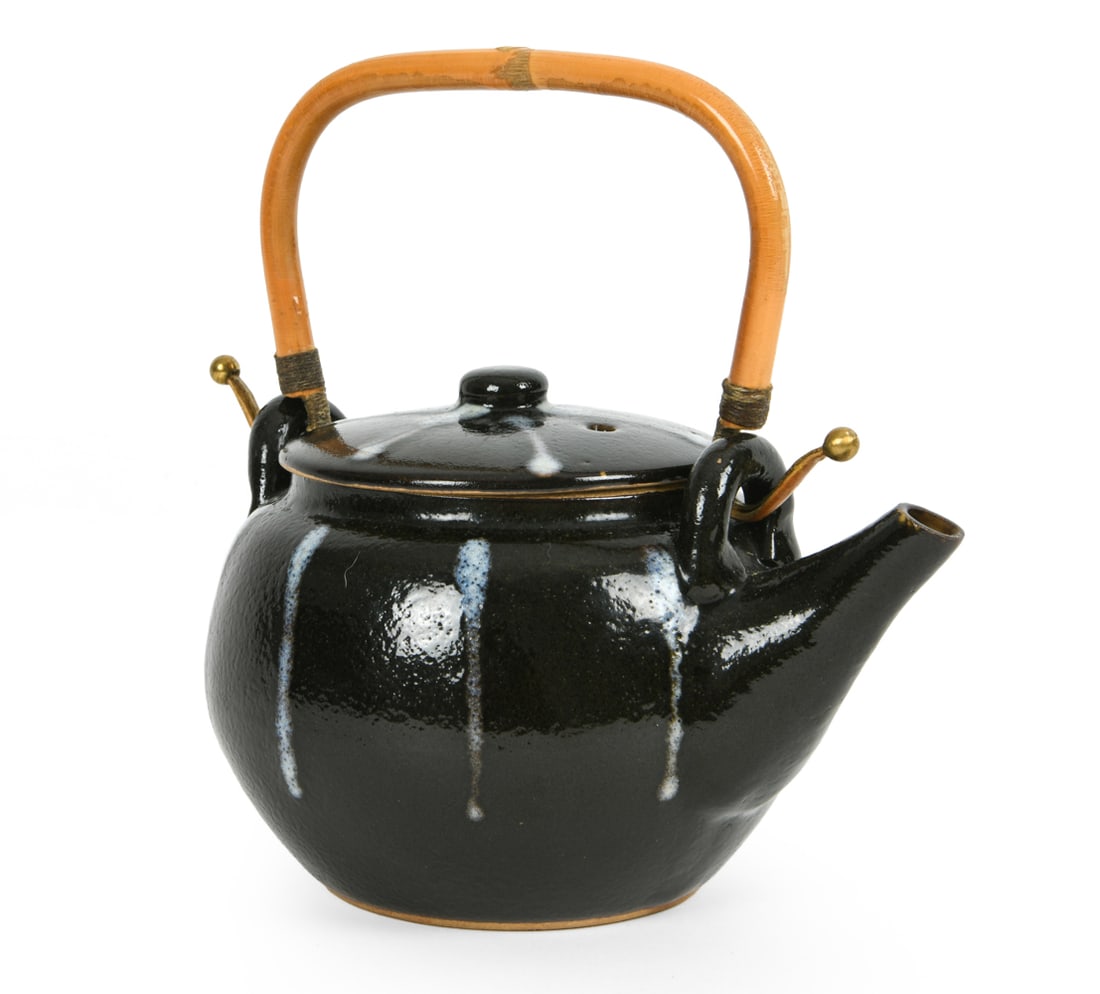 JAPANESE STYLE CERAMIC TEAPOT (1 of 13)