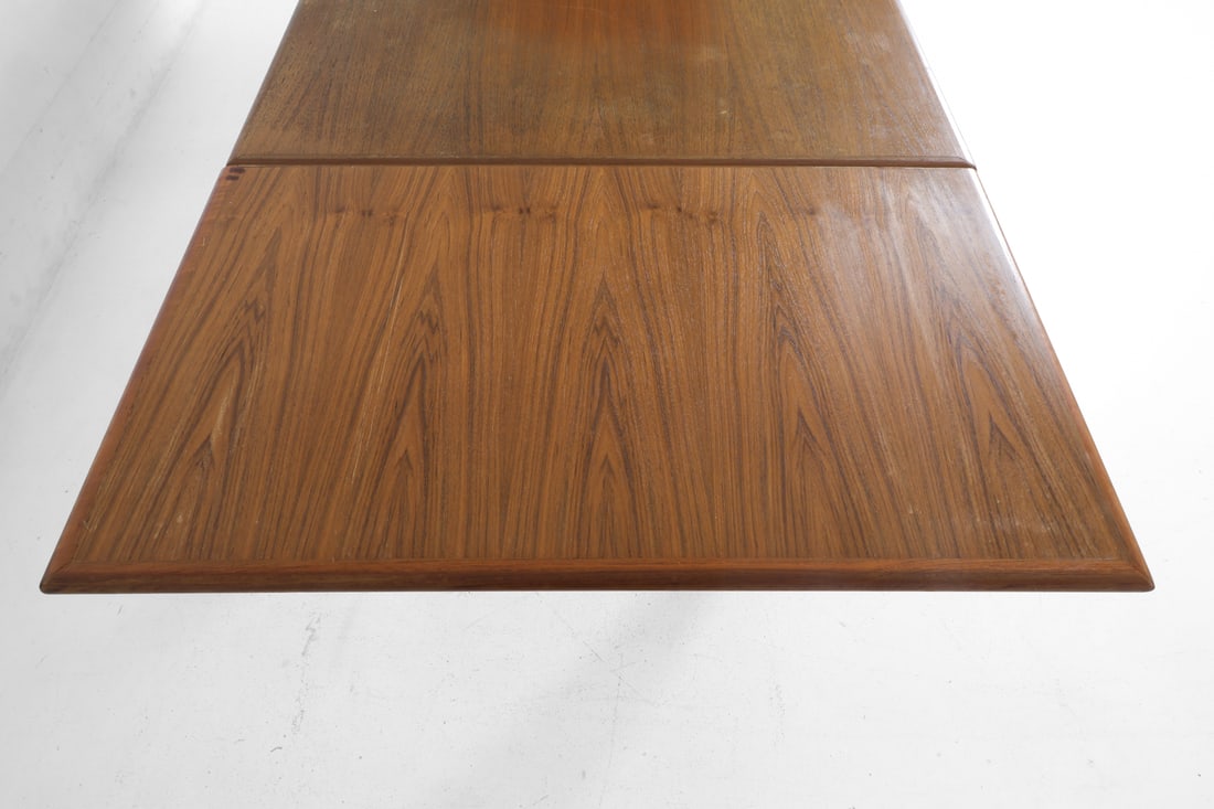 ARNE VODDER STYLE DANISH TEAK DINING TABLE - 9