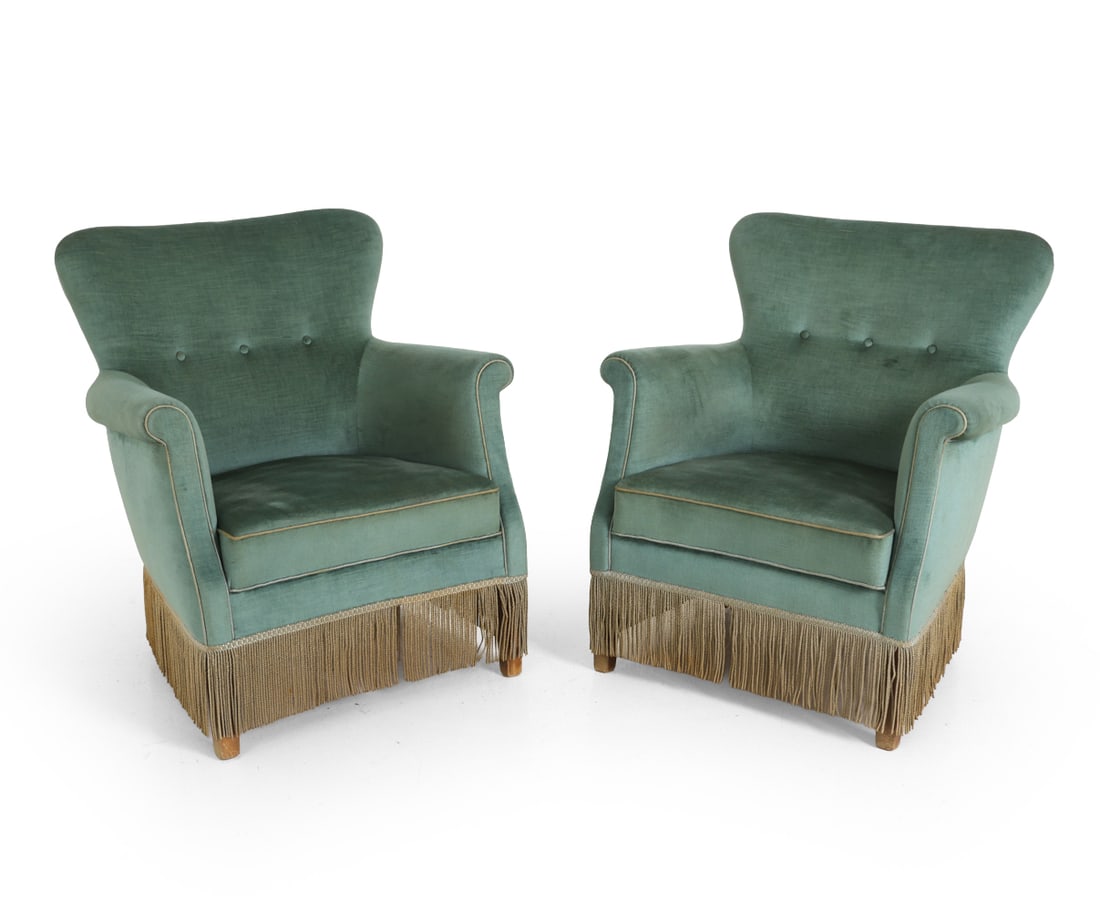 PAIR OF FRITZ HANSEN STYLE VELOUR LOUNGE CHAIRS: Dimensions: H 30.25" x W 25.5" x D 25" x SH 16.25". Condition: Scratches and scuffs to legs. Wear consistent with age and use. E163