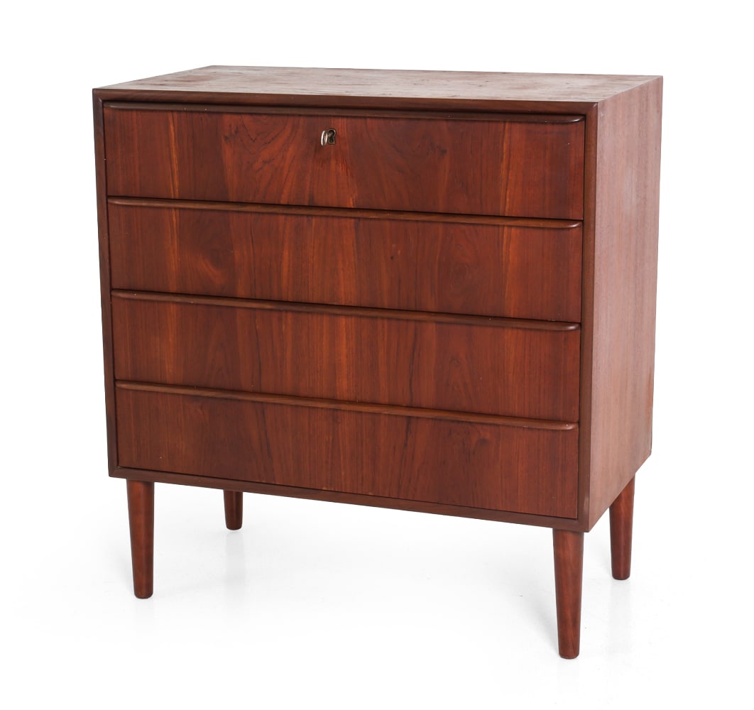 EGON JENSEN STYLE DANISH TEAK CHEST OF DRAWERS (1 of 14)