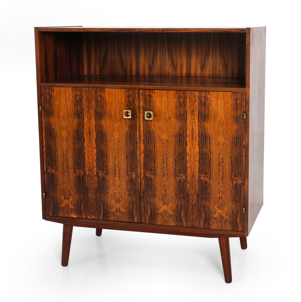 STYLE OF BROUER DANISH ROSEWOOD CABINET C. 1970S: Dimensions: H 41" x W 35.5" x D 18" Condition: Showing signs of wear consistent with age and use, including fading and scratches. 123