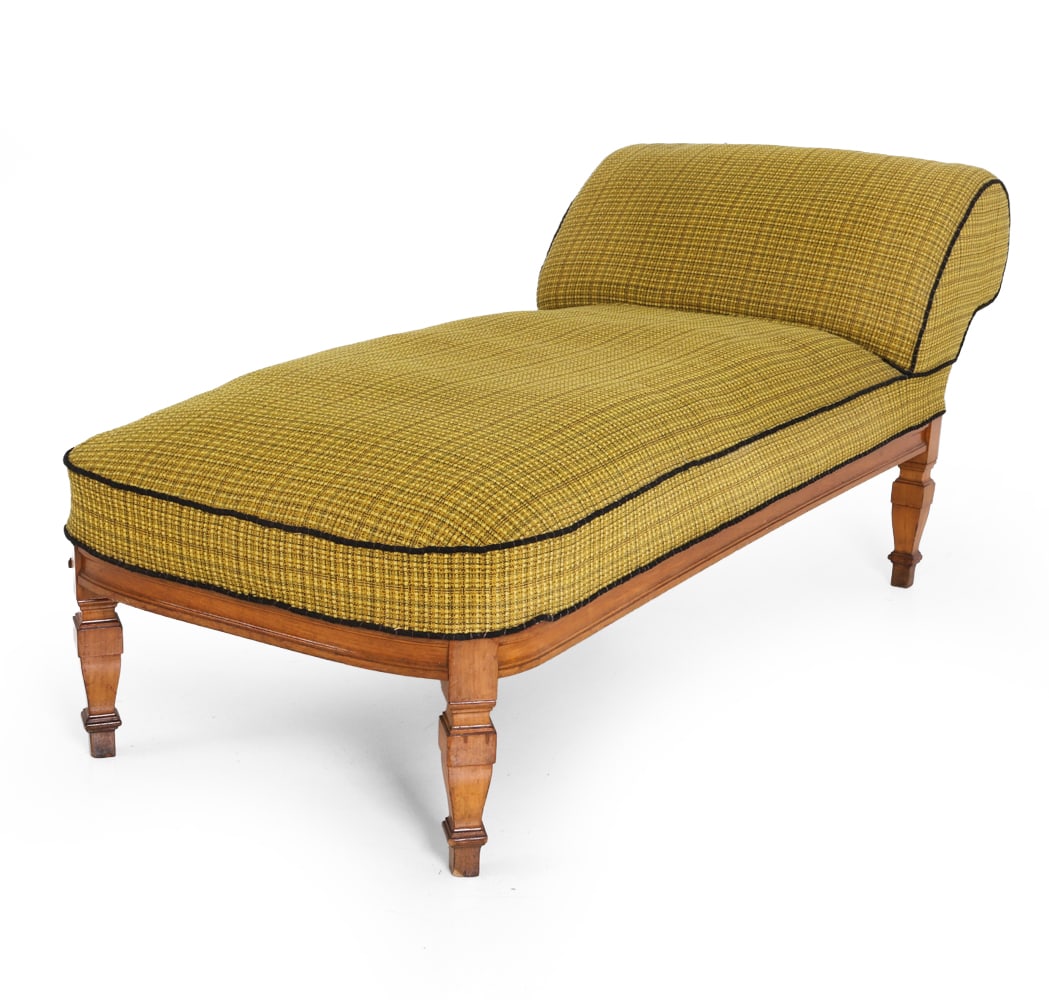 FRENCH LOUIS XVI STYLE WALNUT CHAISE LOUNGE (1 of 17)