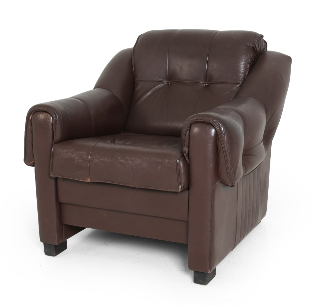 DE SEDE STYLE SCANDINAVIAN LEATHER CLUB CHAIR (1 of 17)