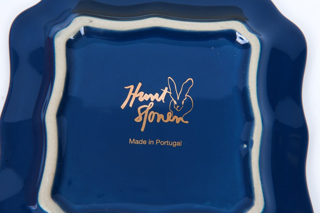 HUNT SLONEM PORCELAIN BUNNY PLATES - 8