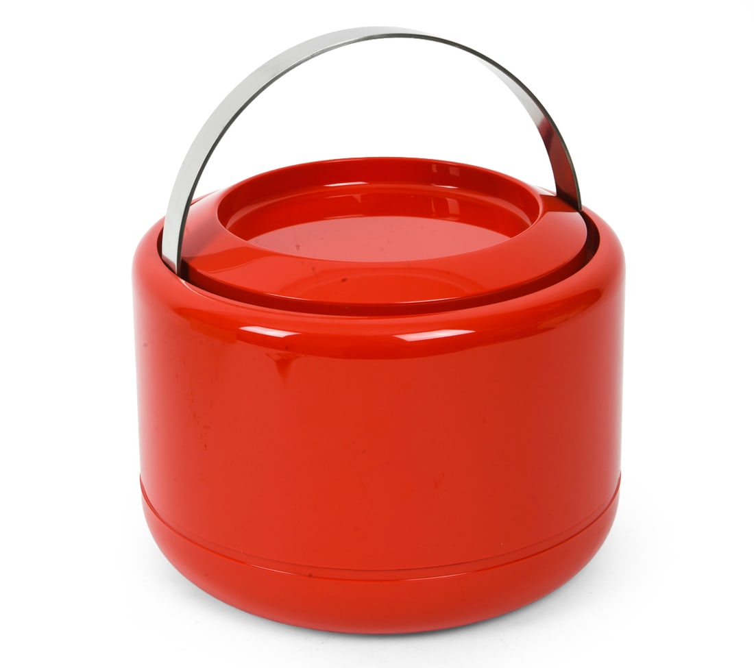 ERIK MAGNUSSEN FOR STELTON ICE BUCKET: In original box. Marked to underside. Dimensions: (Box) H 6.5" x W 8.5" x D 8.5" Condition: Box with damage.