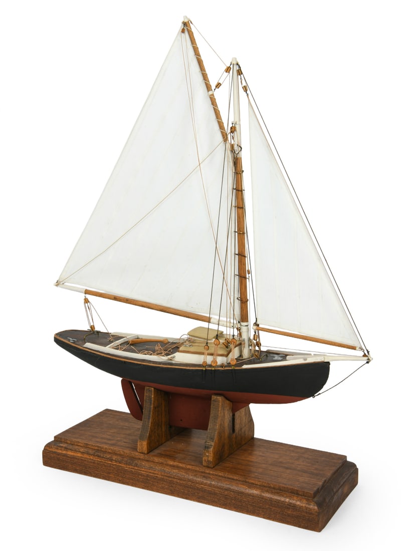 VINTAGE COLUMBIA BOAT MODEL: Comes with stand. Dimensions: H 20" x W 16" x D 5.5"