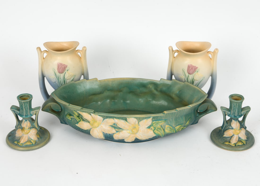 ROSEVILLE & HULL POTTERY GROUPING (1 of 20)